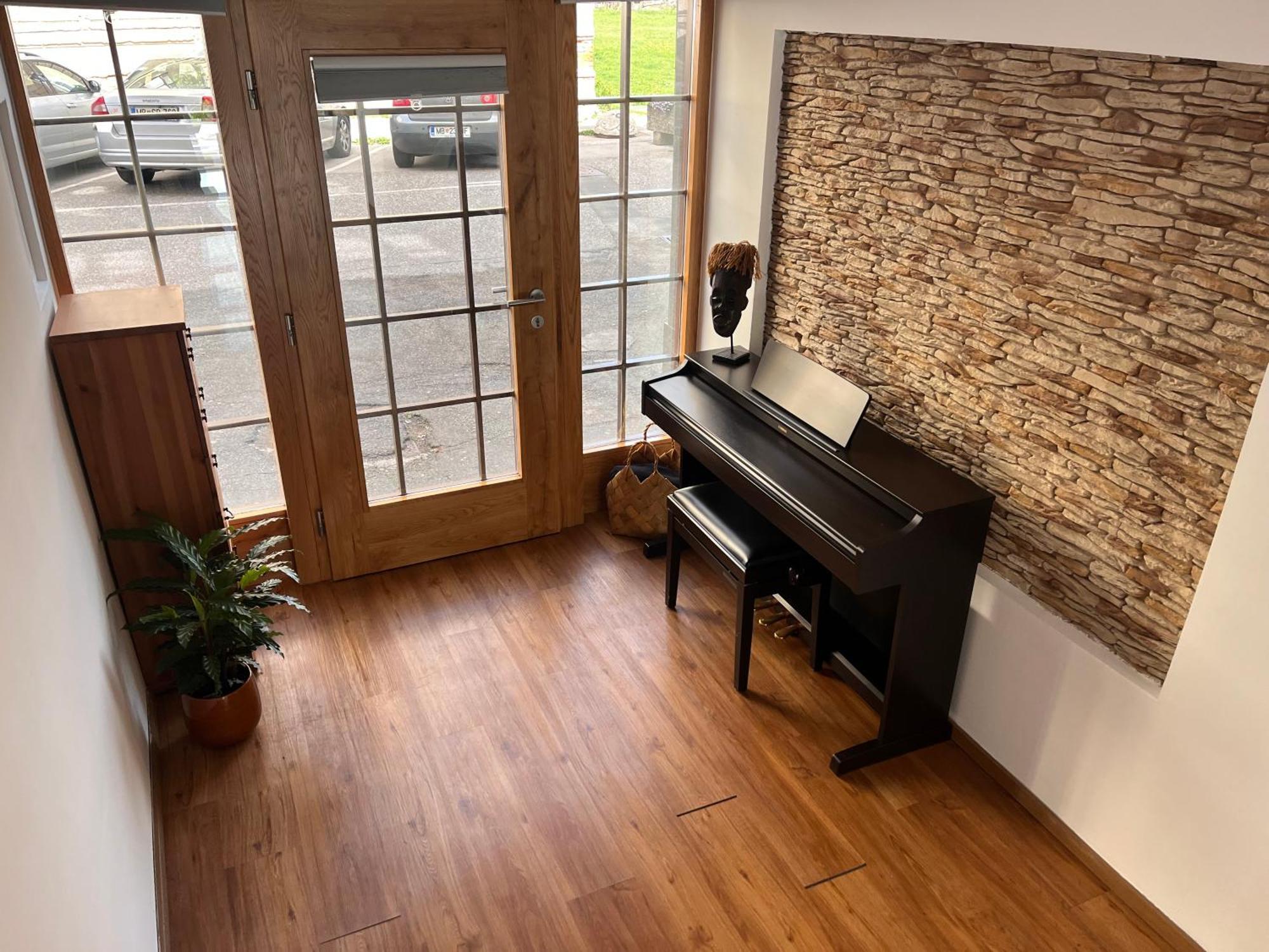 Lilan Apartment Maribor Exteriör bild